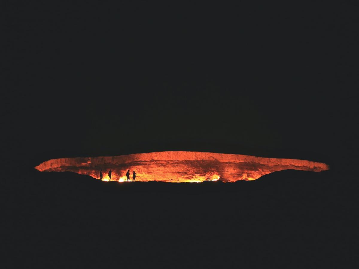 Turkmenistan’s top tourist attraction, the ‘Gateway to Hell” is CLOSING